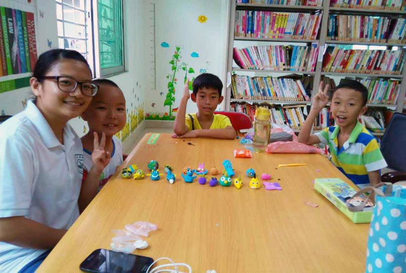 ꠆T�ֺýM�M�У��F(xi��n)������Ȼ��С���т���������˼�����꠆T��һ�������һ�������Ͱ�׃����Ʒ