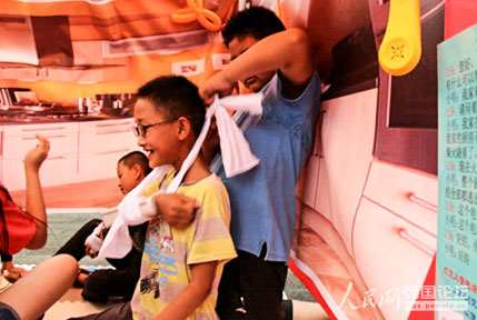 �Έ@��(hu��)����С�����ݾ�ģ�M������