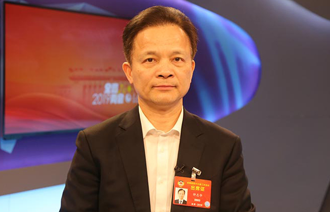 全國政協(xié)委員、中國工程院副院長鐘志華：推進工程教育改革與創(chuàng)新創(chuàng)業(yè)創(chuàng)造